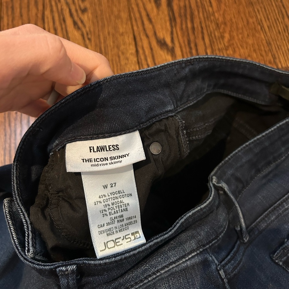 Joe’s jeans - dark denim skinny jeans, size 27. Worn a handful of times